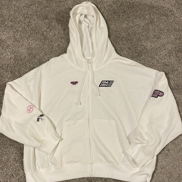 🔥SALE🔥 NWT Victorias Secret PINK Hoodie - Picture 3 of 8